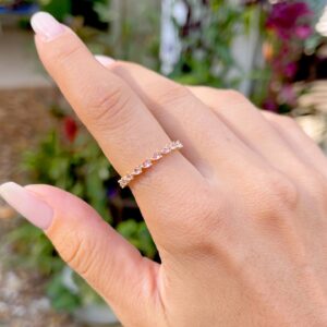 Anel gotas cristal quartzo rosa em banho ouro 18k.