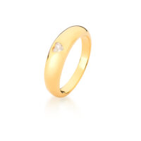 Anel liso com zircônia em formato coração banho ouro 18k.