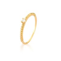 Anel solitário liso com zircônia branca banho ouro 18k.