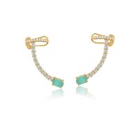 Earcuff cristal oval esmeralda cravejado com zircônias com brancas com piercing fake em banho de ouro 18k.