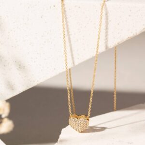 Conjunto coração cravejado com zircônias brancas em banho ouro 18k. - Imagem 5