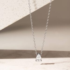 Colar gota zircônia branca em Prata 925. - Imagem 2