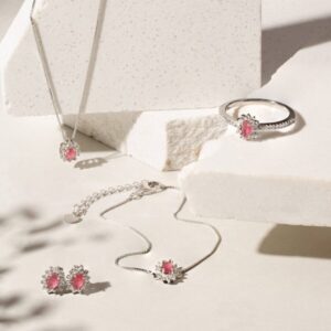 Pulseira cristal rubi cravejada com zircônias brancas em Prata 925. - Imagem 3