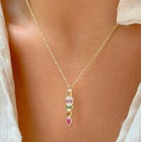Colar cristal morganita, cristal turmalina rosa e cristal peridoto formas em  banho ouro 18k.