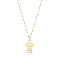 Colar com pingente menina vazado cravejado com zircônias brancas em banho ouro 18k.