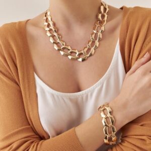 Pulseira com elos groumet lisos em banho ouro 18k. - Imagem 2