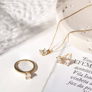 Conjunto de Brinco e Colar Oval com Zircônias Brancas em Banho de Ouro 18k. - Imagem 3