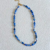 Colar pedras ágata redondas em banho ouro 18k.