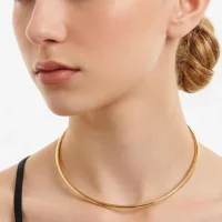 Colar aro liso banho ouro 18k.